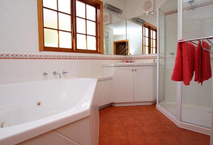 Bed and Breakfast Otago Cottage | Hobart | Tasmania | Australia 7