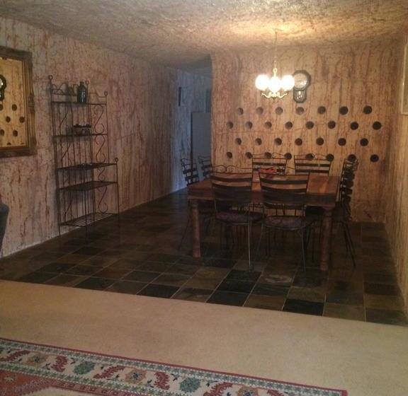 Jam B&b | Coober Pedy | South Australia | Australia 3