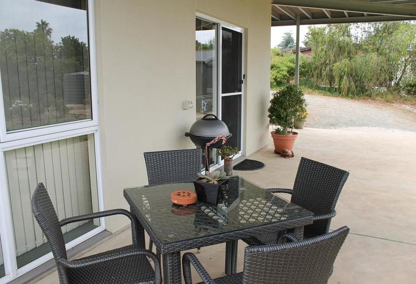 Bed and Breakfast Lyreen's Apartment | Auburn | South Australia | Australia 12