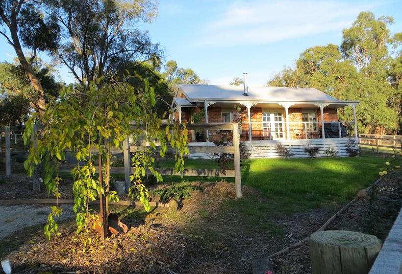 Bed and Breakfast Honeyeater Cottage | Melbourne | Victoria | Australia 10