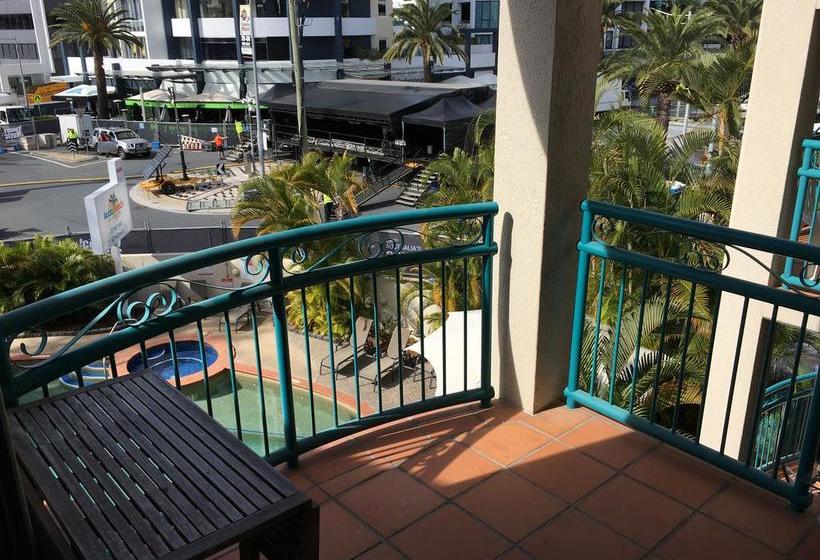 Bed and Breakfast Your Private Broadbeach Studio | Gold Coast  | Queensland | Australia 12