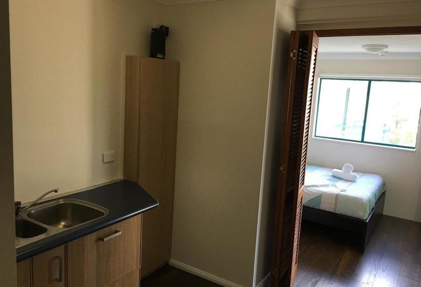 Bed and Breakfast Your Private Broadbeach Studio | Gold Coast  | Queensland | Australia 15