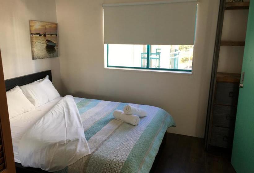 Bed and Breakfast Your Private Broadbeach Studio | Gold Coast  | Queensland | Australia 4