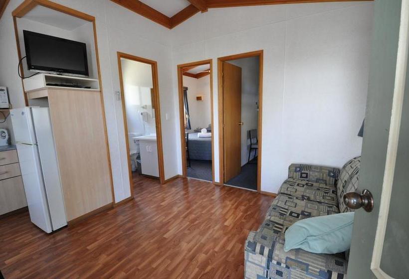 Hotel Beachside Holiday Park | Normanville | South Australia | Australia 5