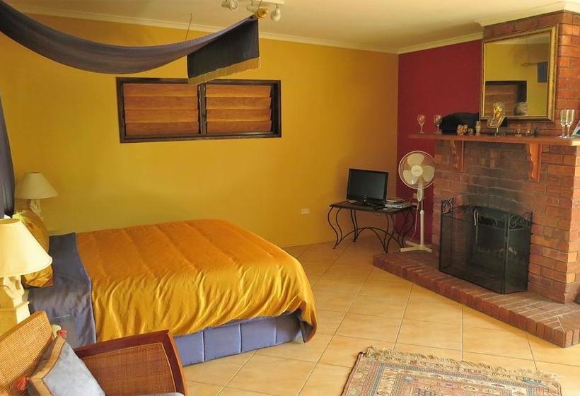 Bed and Breakfast Bed&Breakfast Gumtree on Gillies | Yungaburra | Queensland | Australia 5