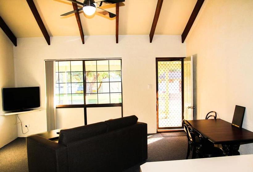 Hotel Ravenswood | South Yunderup | Western Australia | Australia 16