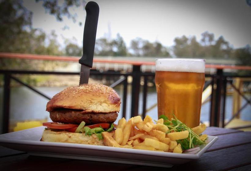 Hotel Ravenswood | South Yunderup | Western Australia | Australia 5