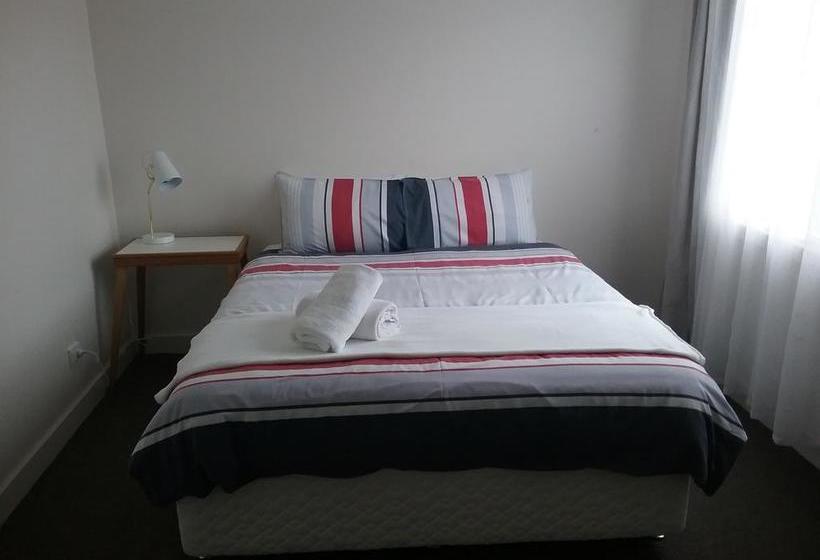 Hotel Tullah Tavern | Tullah | Tasmania | Australia 4