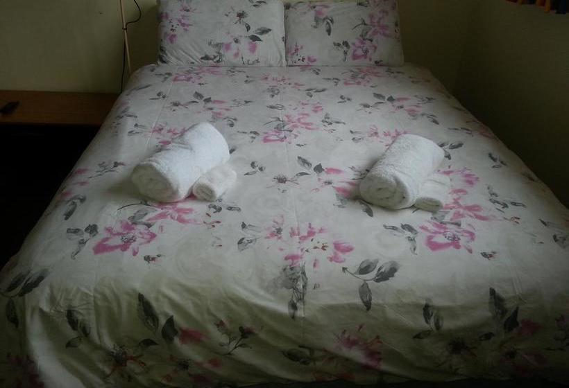 Hotel Tullah Tavern | Tullah | Tasmania | Australia 5