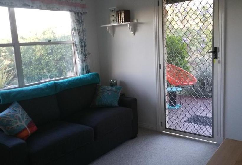 Bed and Breakfast Bed&Breakfast Birdhouse Cottage | Warwick | Queensland | Australia 13