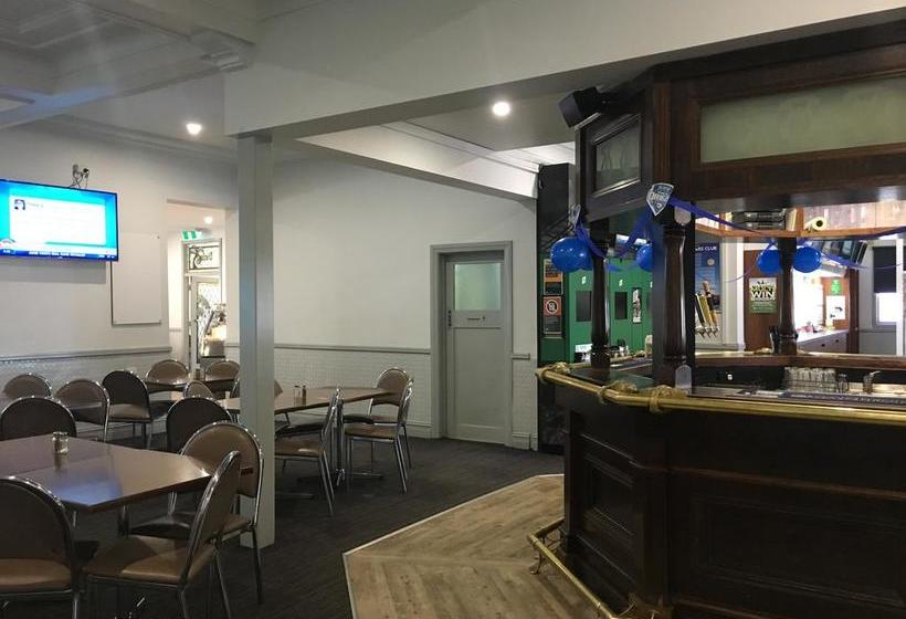 Hotel Palm And Pawn Tavern Motor Inn Bistro | Wagga Wagga | New South Wales | Australia 5