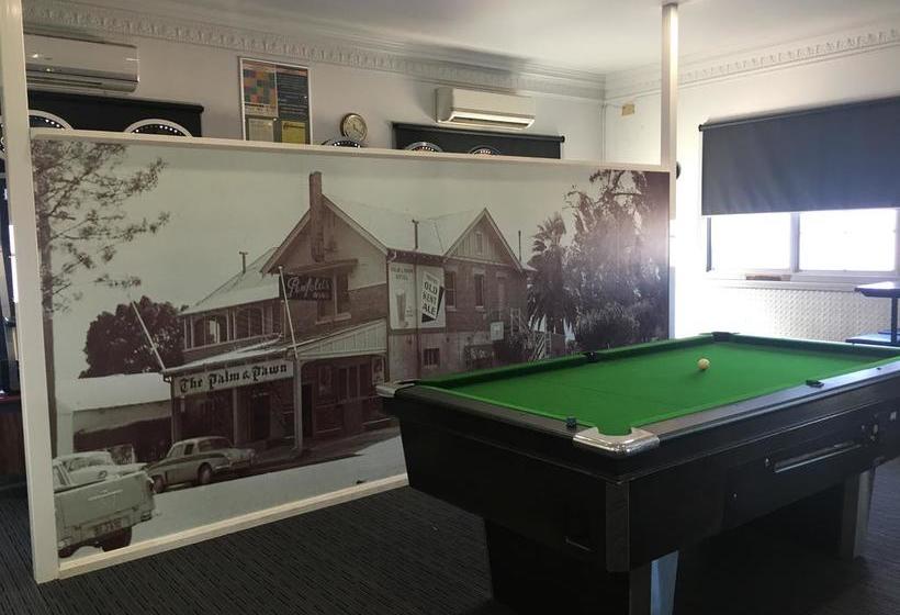Hotel Palm And Pawn Tavern Motor Inn Bistro | Wagga Wagga | New South Wales | Australia 6
