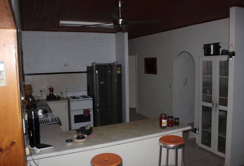 Bed and Breakfast El Ranchito | Holloways Beach | Queensland | Australia 10