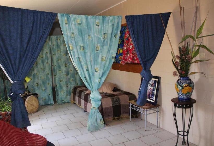 Bed and Breakfast El Ranchito | Holloways Beach | Queensland | Australia 2