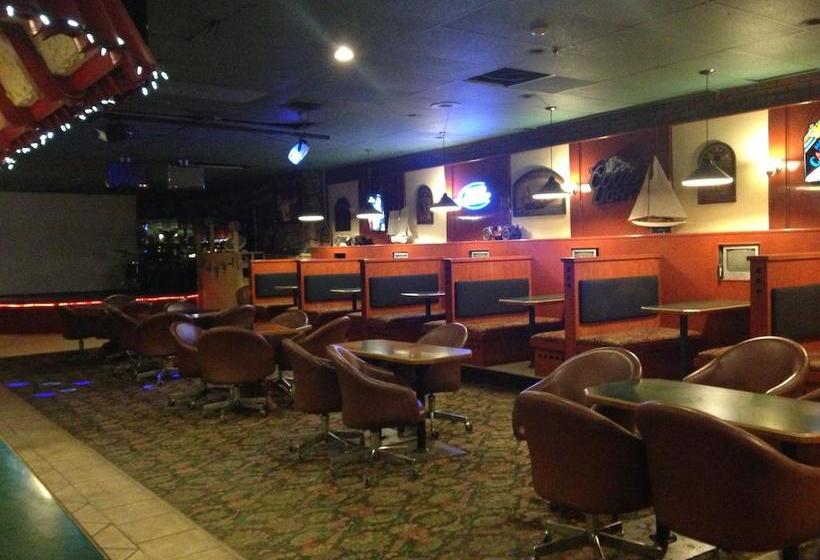 Hotel Manhattan Inn | Lloydminster | Saskatchewan | Canada 1