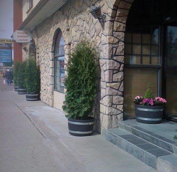 Hotel Manhattan Inn | Lloydminster | Saskatchewan | Canada 11