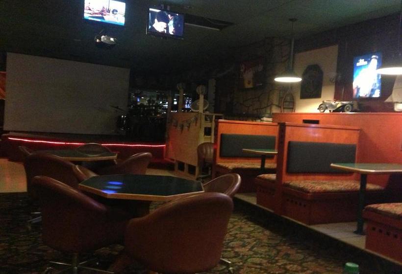 Hotel Manhattan Inn | Lloydminster | Saskatchewan | Canada 3