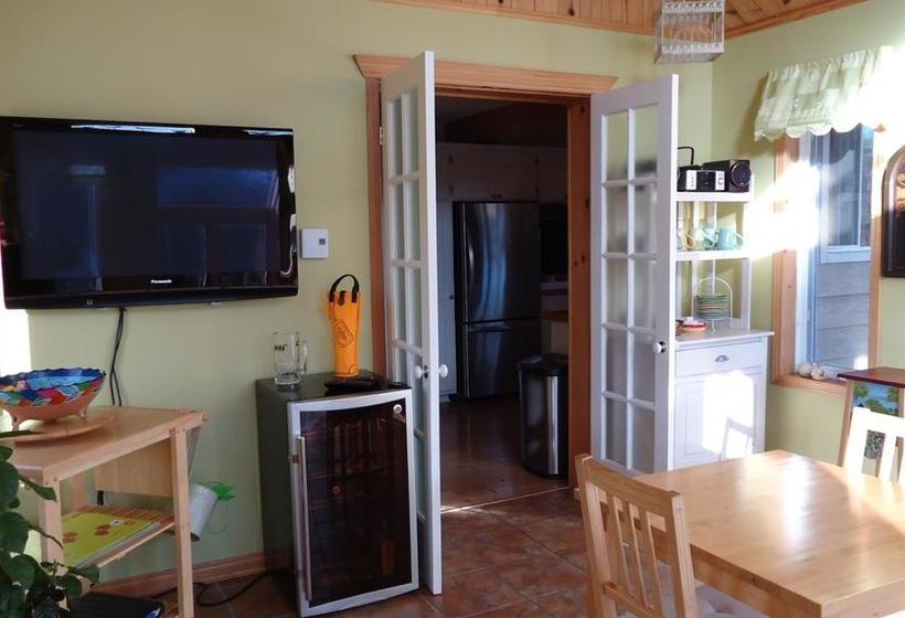 Bed and Breakfast Gîte Aux Boisverts | Clarke City | Quebec | Canada 3