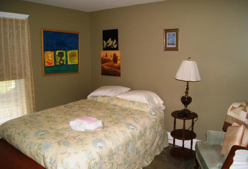 Ye Olde Walkerville Bed & Breakfast | Windsor | Ontario | Canada 12