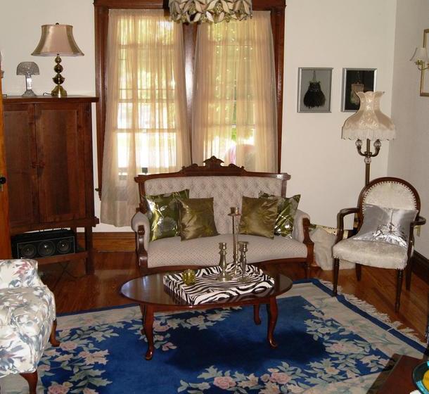 Ye Olde Walkerville Bed & Breakfast | Windsor | Ontario | Canada 20