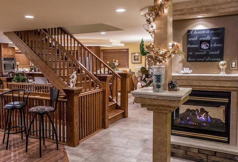 Bed and Breakfast Guesthouse Getaway! | Windsor | Ontario | Canada 1