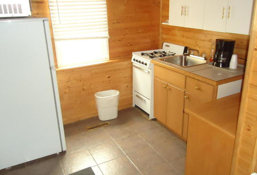 Dreamland Motel | Moose Jaw | Saskatchewan | Canada 20