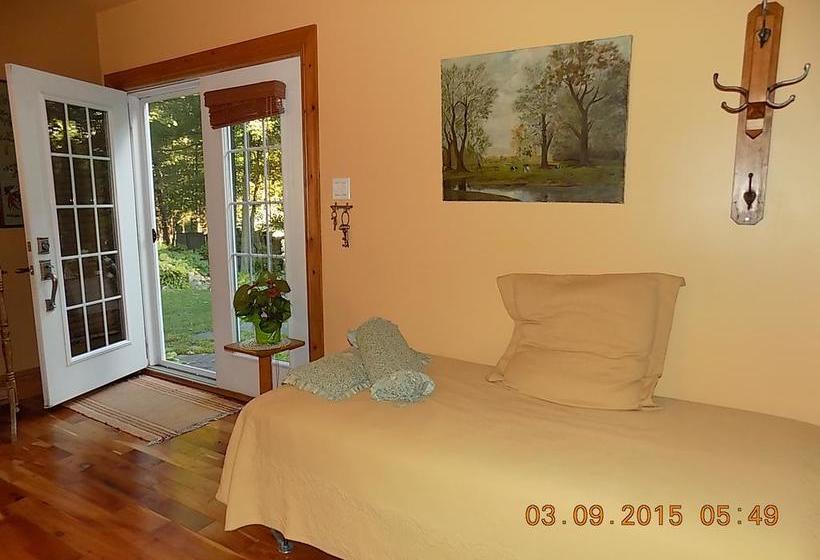 Bed and Breakfast Bed&Breakfast À L'Ancestrale | Magog | Quebec | Canada 2