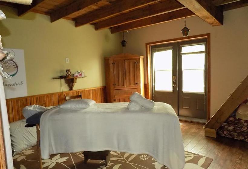 Bed and Breakfast Bed&Breakfast À L'Ancestrale | Magog | Quebec | Canada 20