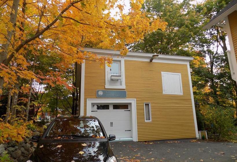 Bed and Breakfast Bed&Breakfast À L'Ancestrale | Magog | Quebec | Canada 9