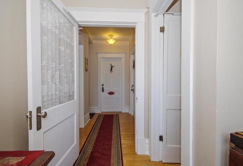 Bed and Breakfast Bed&Breakfast À Tout Venant | Magog | Quebec | Canada 17