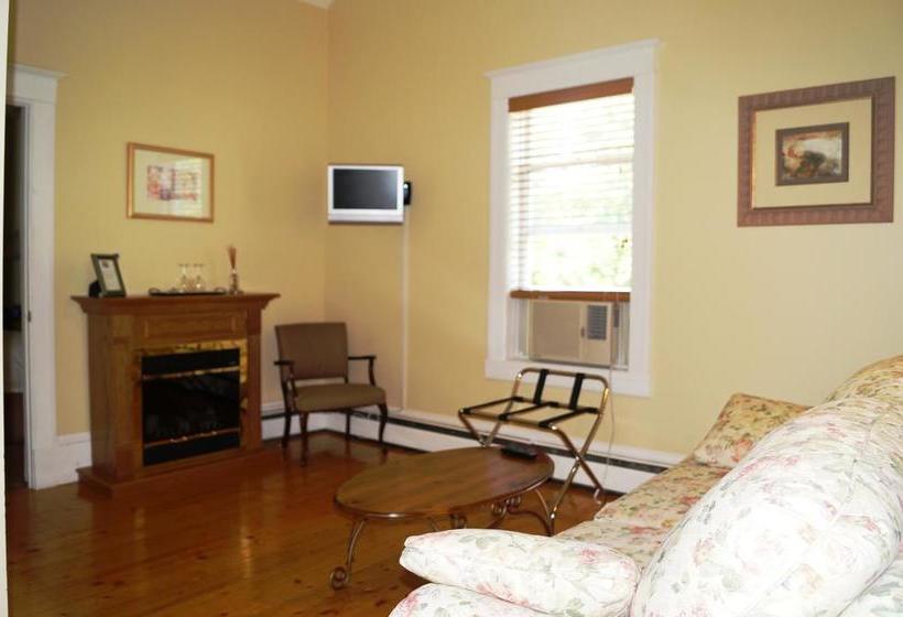 Bed and Breakfast Bed&Breakfast La Maison Drew | Magog | Quebec | Canada 10