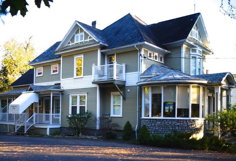 Bed and Breakfast Bed&Breakfast La Maison Drew | Magog | Quebec | Canada 14