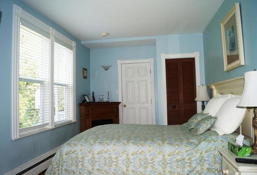 Bed and Breakfast Bed&Breakfast La Maison Drew | Magog | Quebec | Canada 8