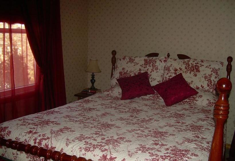 Elizabeth S Bed And Breakfast | Stratford | Prince Edward Island | Canada 3