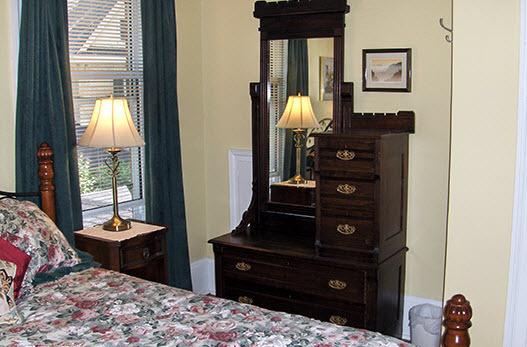 Agincourt Manor B&b Suites | Stratford | Ontario | Canada 13