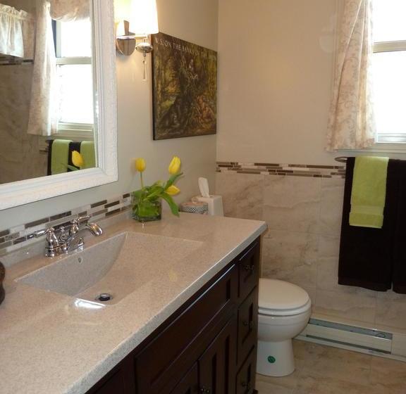 Bed and Breakfast Hathaways Cottage | Stratford | Ontario | Canada 10