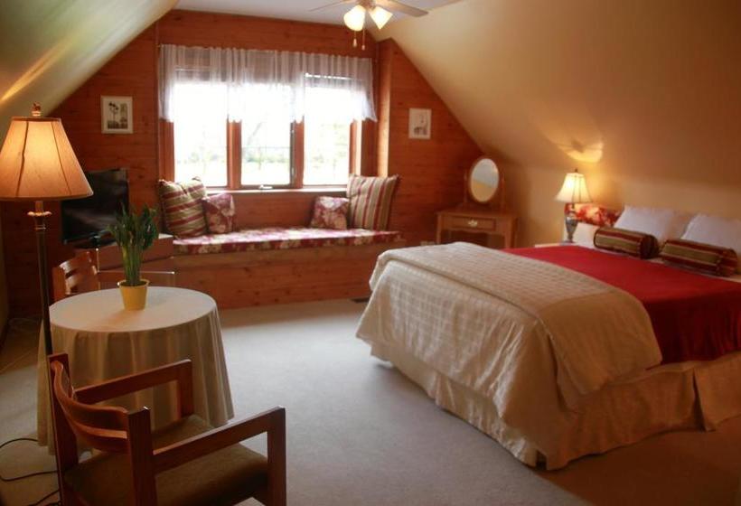 A Touch Of Country B&b | Stratford | Ontario | Canada 9