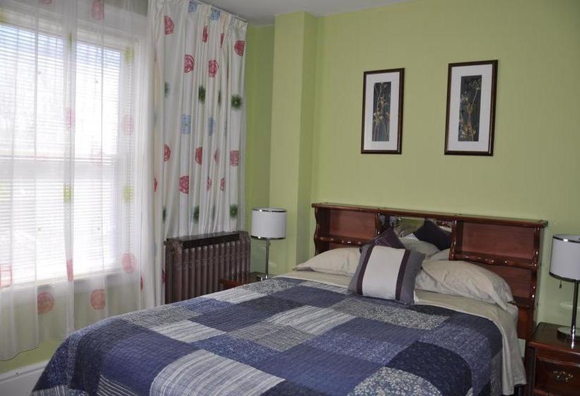 Ambassador B&b Guest Home | Stratford | Ontario | Canada 19