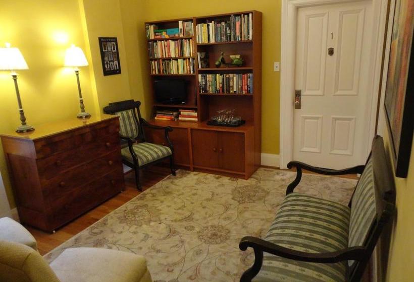 Bed and Breakfast Buckingham House | Stratford | Ontario | Canada 10