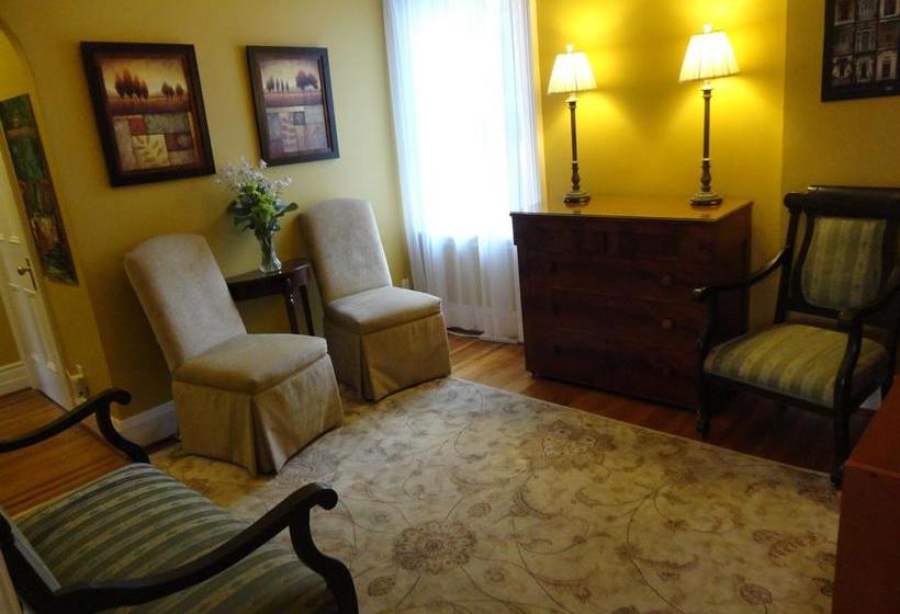 Bed and Breakfast Buckingham House | Stratford | Ontario | Canada 11