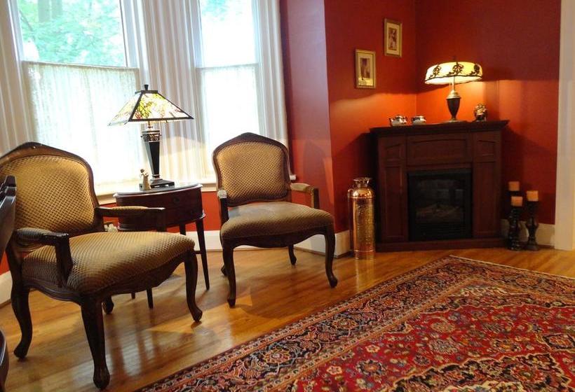 Bed and Breakfast Buckingham House | Stratford | Ontario | Canada 9