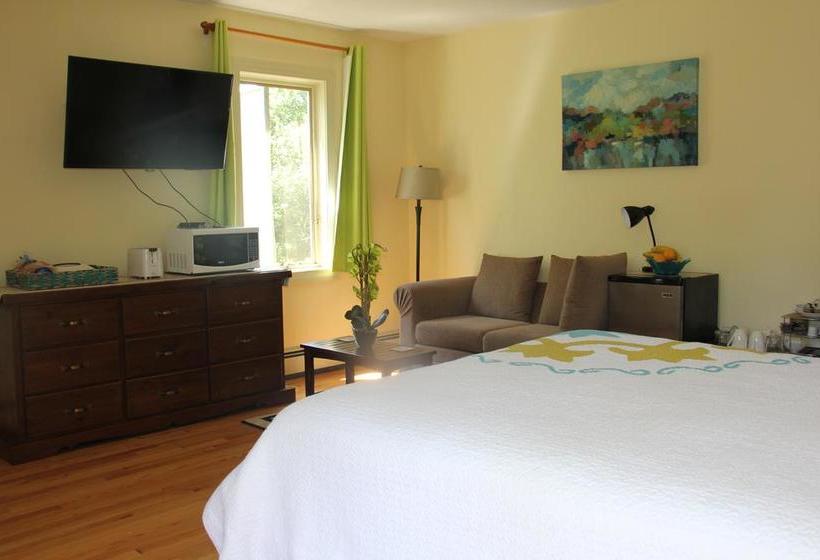 Serendib Bed And Breakfast | Stratford | Prince Edward Island | Canada 3