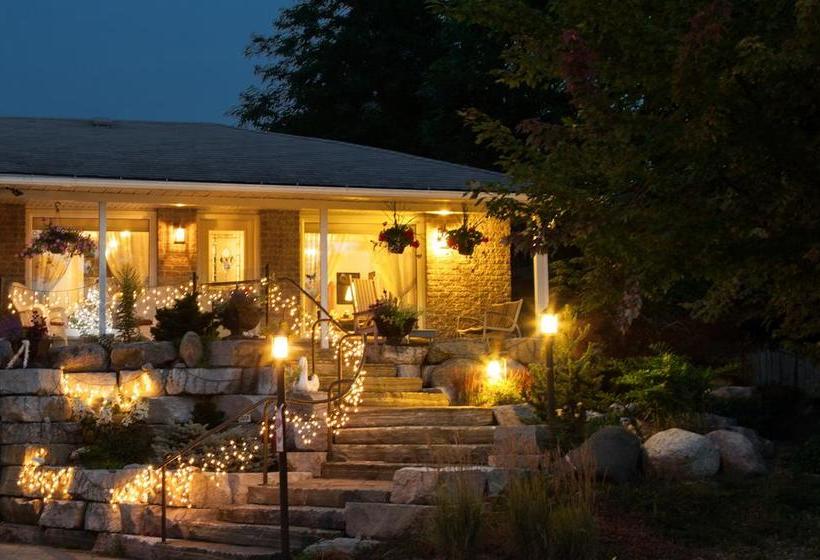 A Garden Stroll Bed & Breakfast | Stratford | Ontario | Canada 15