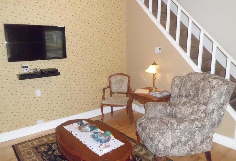 Bed and Breakfast Au Coeur De Magog | Magog | Quebec | Canada 4