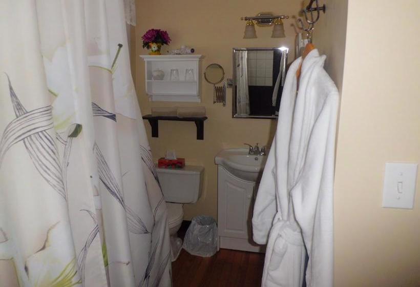 Bed and Breakfast Au Coeur De Magog | Magog | Quebec | Canada 6