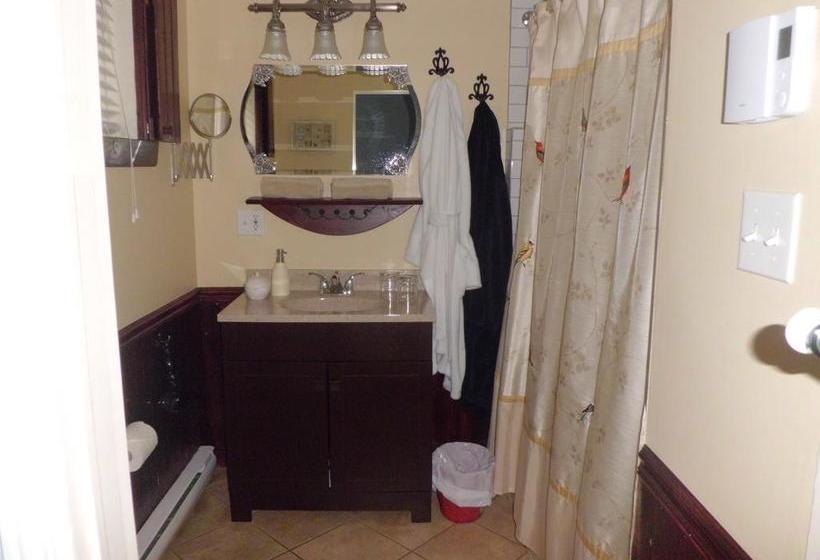 Bed and Breakfast Au Coeur De Magog | Magog | Quebec | Canada 9