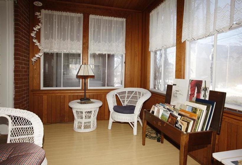 Bed and Breakfast Au Virage | Magog | Quebec | Canada 19