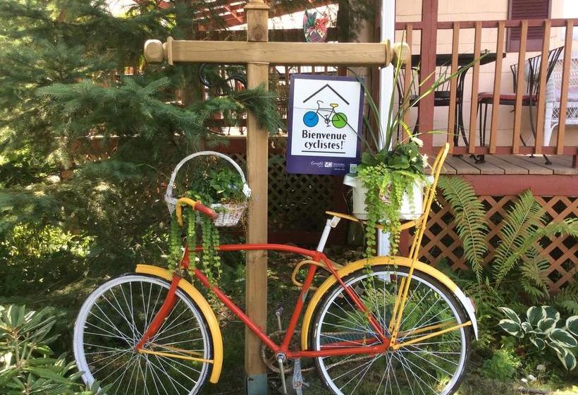 Bed and Breakfast à Amour Et Amitié | Magog | Quebec | Canada 16