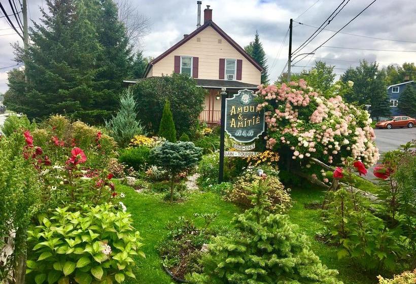 Bed and Breakfast à Amour Et Amitié | Magog | Quebec | Canada 3