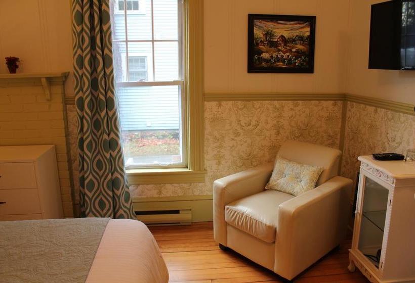 Bed and Breakfast Auberge La Belle Victorienne Et Spa | Magog | Quebec | Canada 17